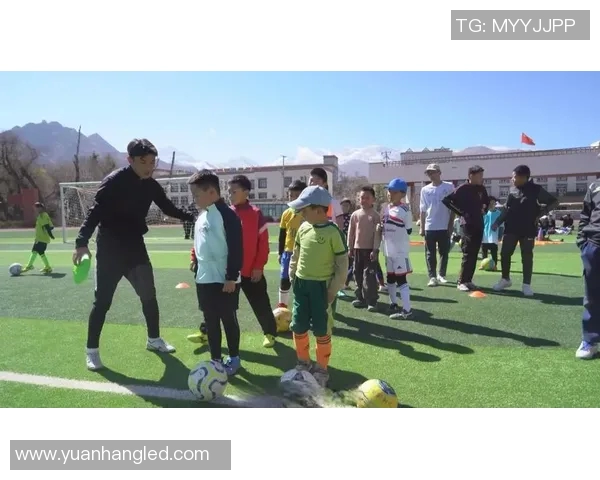 纹藏文的足球明星背后的故事与文化传承探索