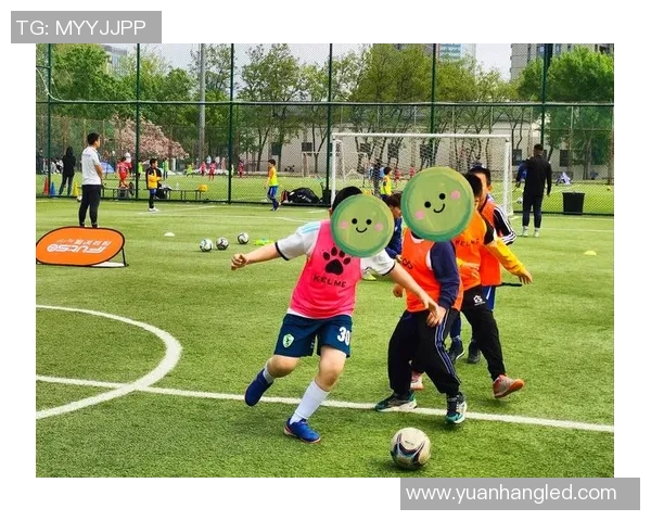 成都足球培训学校助力青少年成长培养足球人才的理想选择 成都足球培训学校助力青少年成长培养足球人才的理想选择