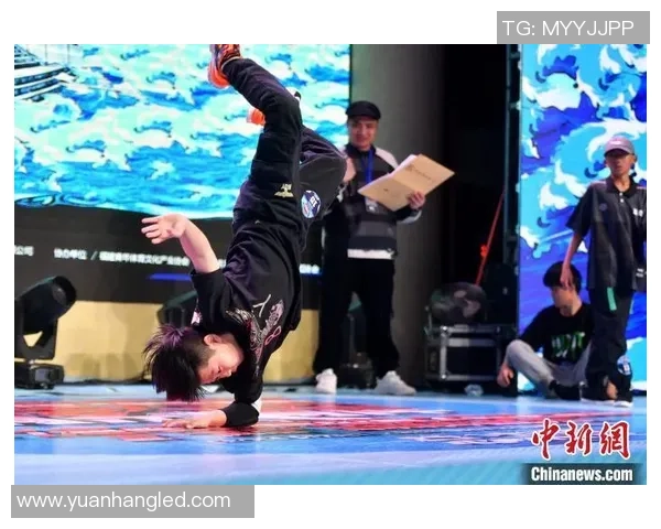 杨强独家分享街舞心得与技巧助你提升舞技的全面指南 杨强独家分享街舞心得与技巧助你提升舞技的全面指南